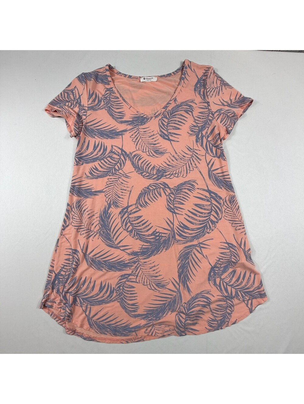 Bombom Women's Small Peach and Gray Leaf Print Viscose Rayon T-Shirt